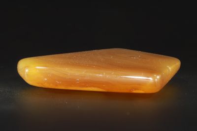 91722-Natural-Onyx Stone-77.15-Carat Weight-Origin India