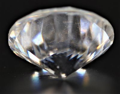 031733 Natural American Diamond Gemstone (White Zircon) - 4.55 Carat Weight - Origin USA