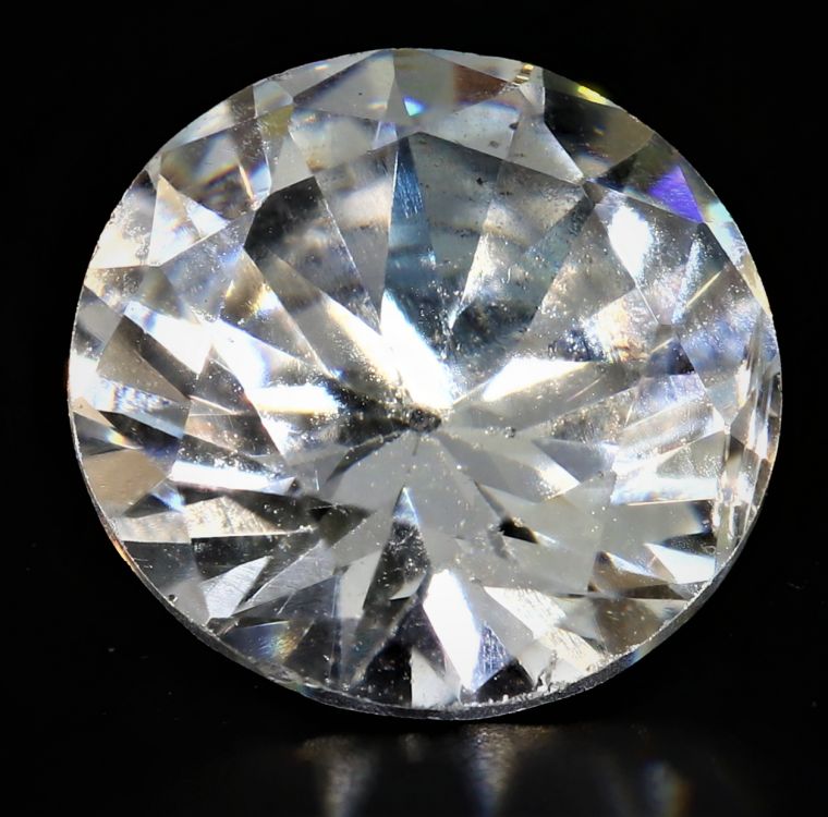 031739 Natural American Diamond Gemstone (White Zircon) - 4.75 Carat Weight - Origin USA
