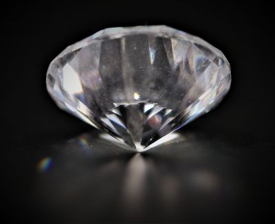 872007 Natural American Diamond Gemstone (White Zircon) - 11.00 Carat Weight - Origin USA