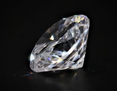 872011 Natural American Diamond Gemstone (White Zircon) - 11.50 Carat Weight - Origin USA
