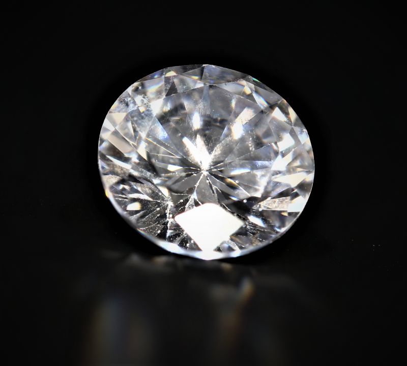 872018 Natural American Diamond Gemstone (White Zircon) - 13.00 Carat Weight - Origin USA