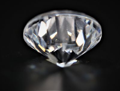 872022 American Diamond stone (White Zircon) - 11.25 Carat Weight - Origin USA