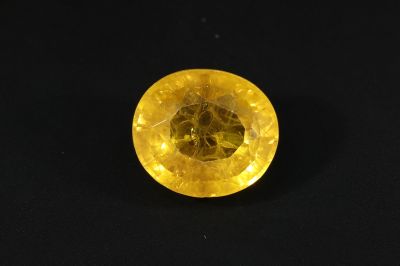 Yellow Sapphire Gemstone  Pukhraj gems  5.50 Carat Weight  Origin Thailand 722010