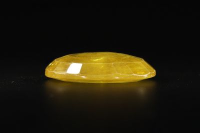 Yellow Sapphire Gemstone  Pukhraj Ratan  9.50 Carat Weight  Origin Thailand 742005