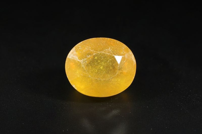 Yellow Sapphire Gemstone  Pukhraj Ratan 6.50 Carat Weight  Origin Thailand 742007