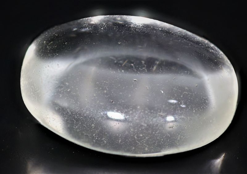 482023_Natural Crystal Stone (Sphatik) _11.00 Carat Weight_ Origin India