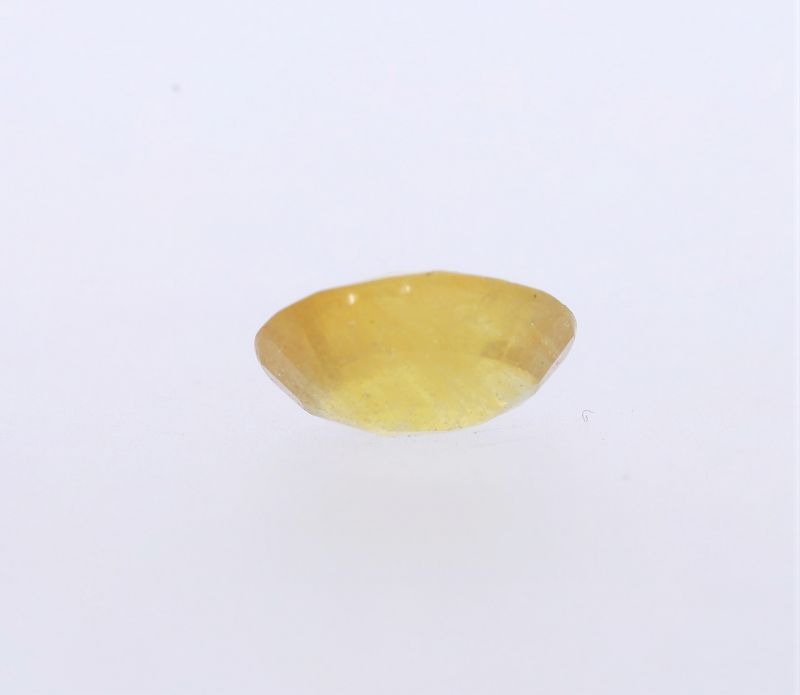 Yellow Sapphire stone  Pukhraj Ratan  4.95 Carat Weight  Origin Sri Lanka 131703