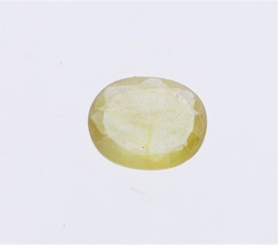 Yellow Sapphire stone  Pukhraj Ratan 4.25 Carat Weight  Origin Sri Lanka 131704