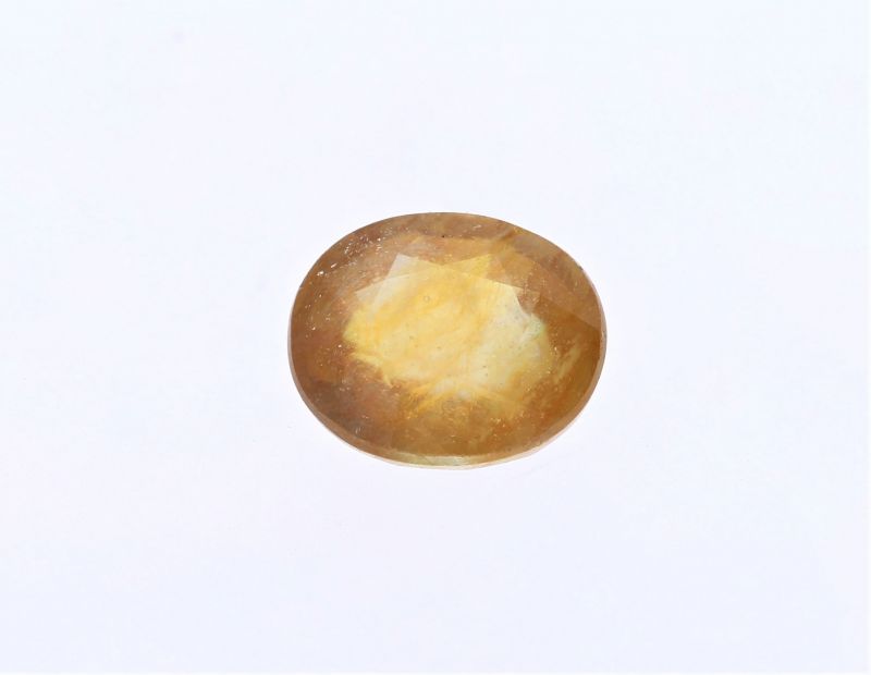 Yellow Sapphire stone  Pukhraj Ratan  4.75 Carat Weight  Origin Sri Lanka 131705