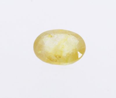 Yellow Sapphire stone  Pukhraj Ratan  4.25 Carat Weight  Origin Sri Lanka 131721