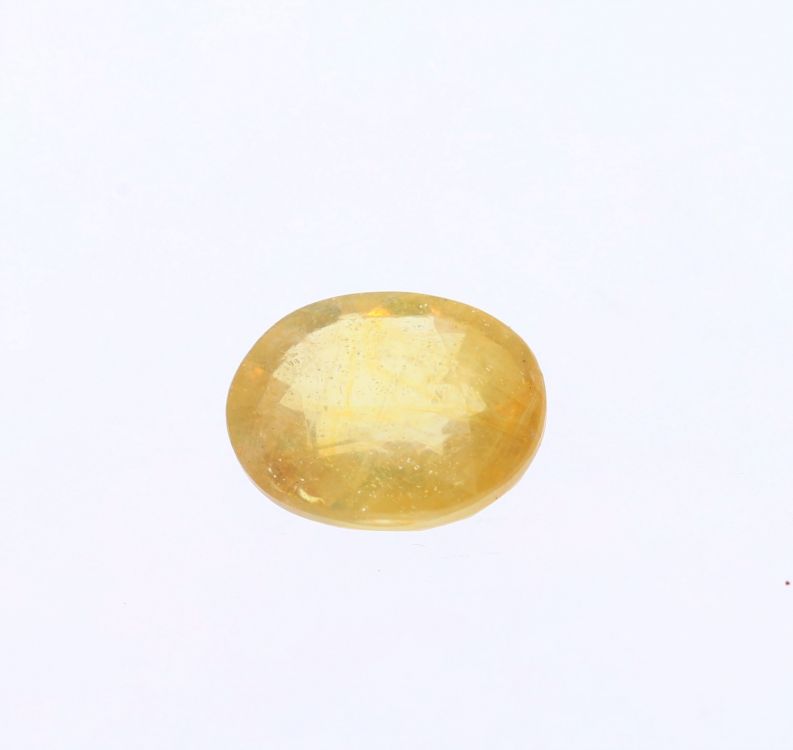 Yellow Sapphire stone  Pukhraj Ratan  5.25 Carat Weight  Origin Sri Lanka 131730