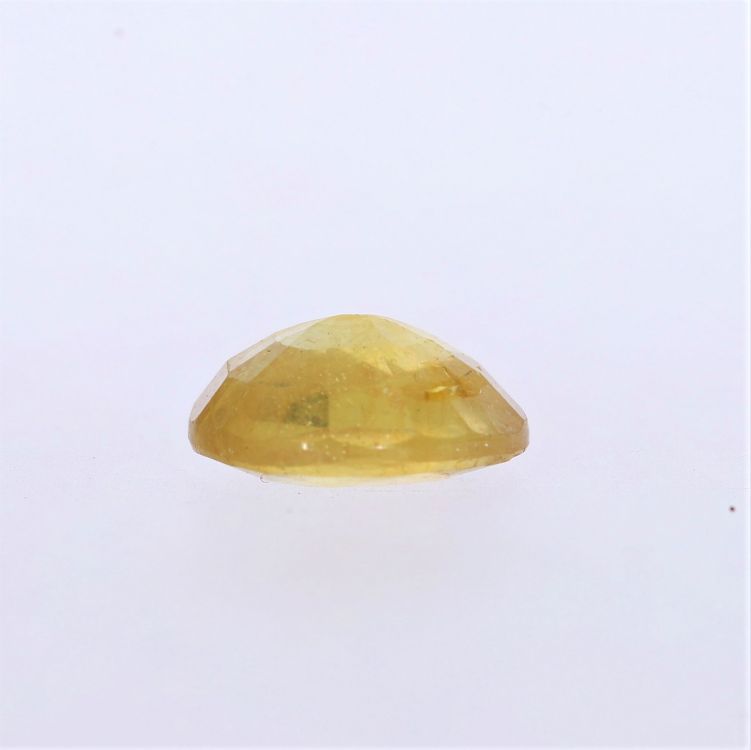 Yellow Sapphire stone  Pukhraj Ratan  5.25 Carat Weight  Origin Sri Lanka 131730