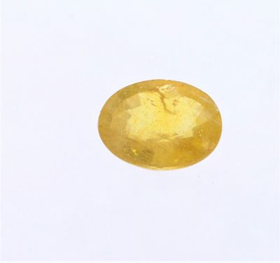 Yellow Sapphire stone  Pukhraj Ratan  4.2 Carat Weight  Origin Sri Lanka 131733