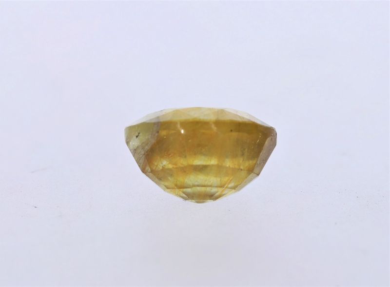 131754 Natural Yellow Sapphire Gemstone - Pukhraj Ratan - 3.15 Carat Weight - Sri Lanka Origin