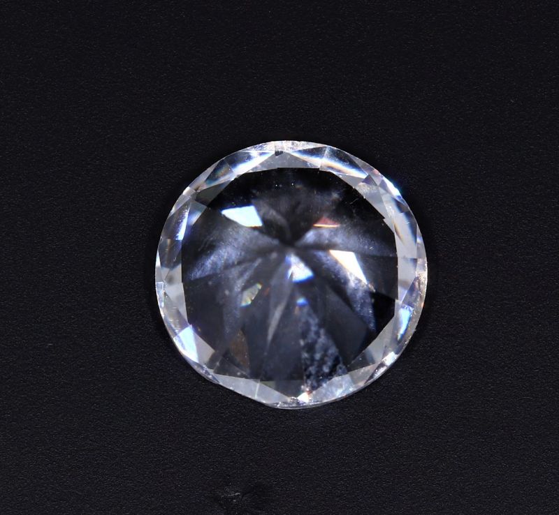 031741 Natural American Diamond Gemstone (White Zircon) - 4.80 Carat Weight - Origin USA