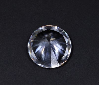 031743 Natural American Diamond Gemstone (White Zircon) - 6.25 Carat Weight - Origin USA