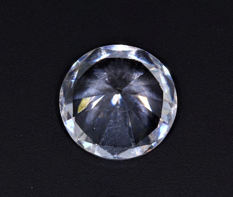 031749 Natural American Diamond Gemstone (White Zircon) - 4.80 Carat Weight - Origin USA