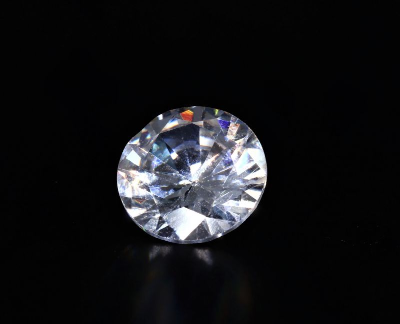 031750 Natural American Diamond Gemstone (White Zircon) - 4.55 Carat Weight - Origin USA