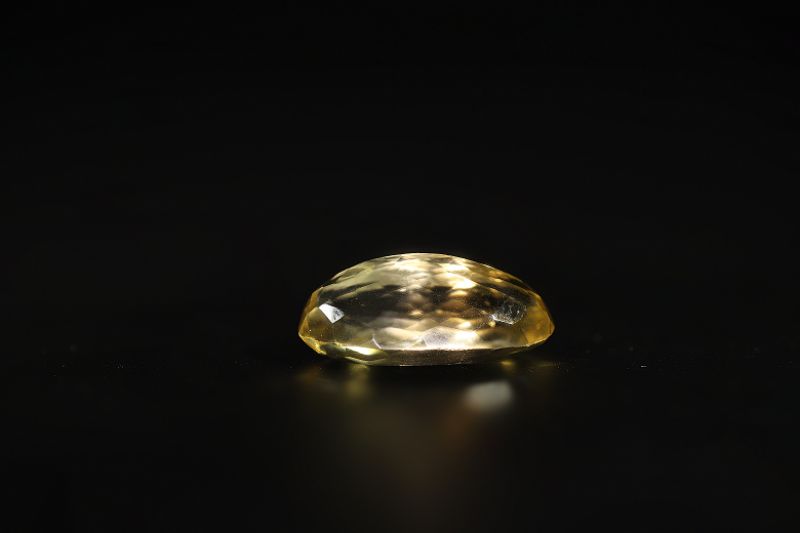 392021 Original Golden Topaz stone (Citrine/Sunehla) - 8.00 Carat Weight - Origin India