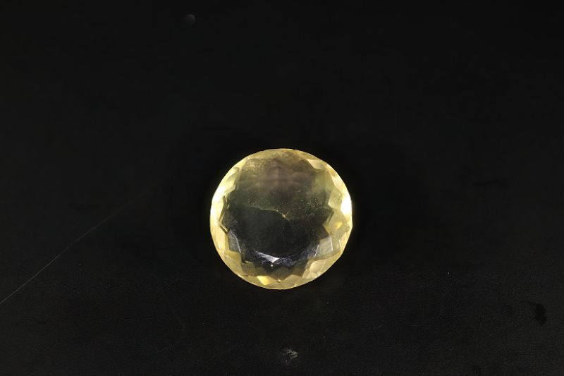 392023 Original Golden Topaz stone (Citrine/Sunehla) - 9.00 Carat Weight - Origin India