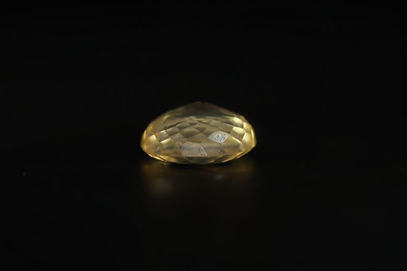 392023 Original Golden Topaz stone (Citrine/Sunehla) - 9.00 Carat Weight - Origin India