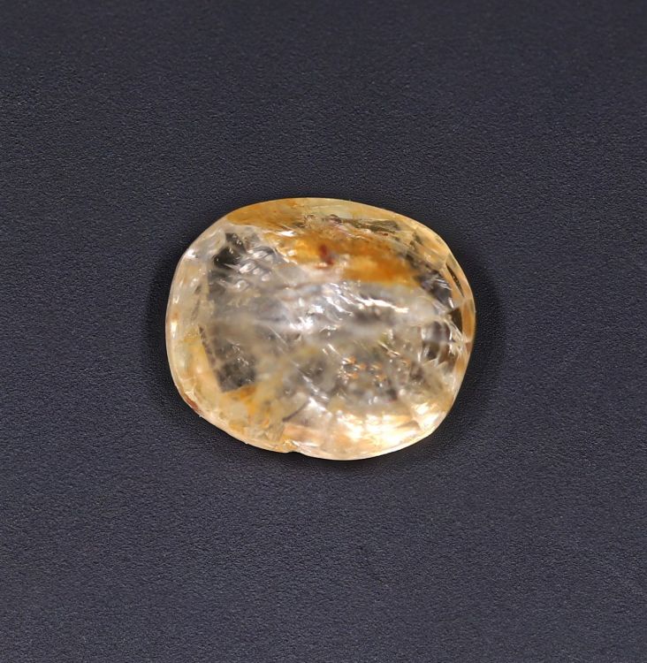 Original Yellow Sapphire Gemstone  Pukhraj  4 Carat Weight  Origin Sri Lanka 722043