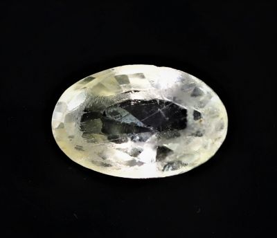 Original Yellow Sapphire Gemstone  Pukhraj  4.25 Carat Weight  Origin Sri Lanka 722048