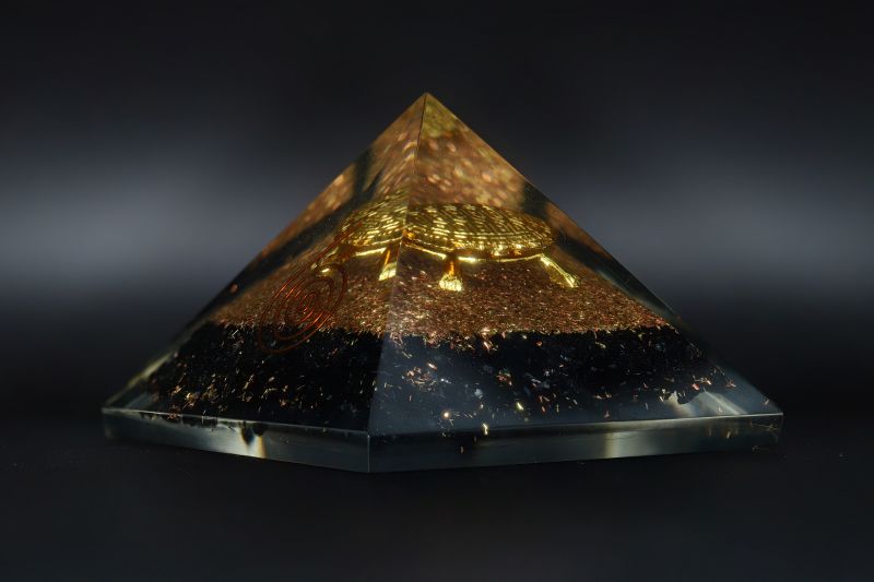 Black Agate+Kachuya yantra+ ORA Pyramid-SJRER_PS_128