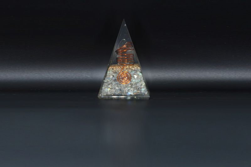 Labradorite Stone+Gomti Chakra+Shree Yantra+ORG+ Pyramid-SJRER_PS_135