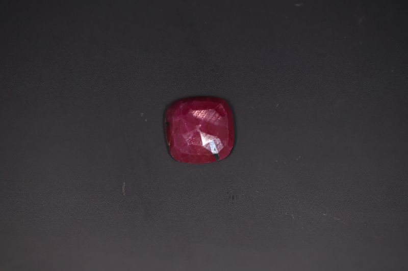 A22146_Natural Ruby gemstone (manik) 4.9 Carat Weight Origin Mysore