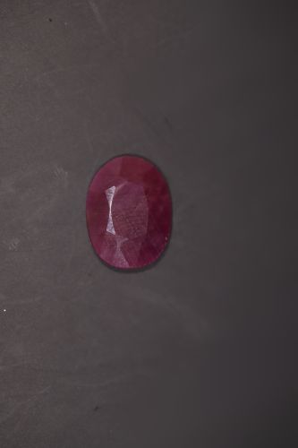 A22149_Natural Ruby gemstone (manik) 6.6 Carat Weight Origin Mysore