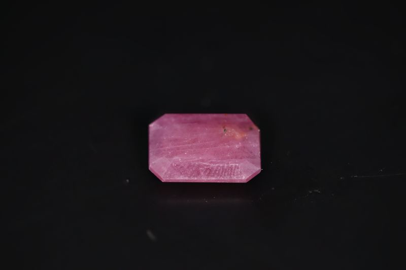 A22153_Natural Ruby gemstone (manik) 12.5 Carat Weight Origin Mysore