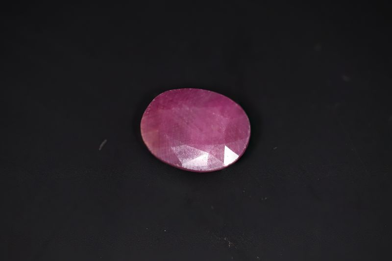 A22155_Natural Ruby gemstone (manik) 14.0 Carat Weight Origin Mysore